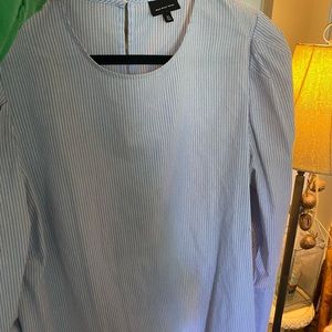 Woman’s xlarge blouse